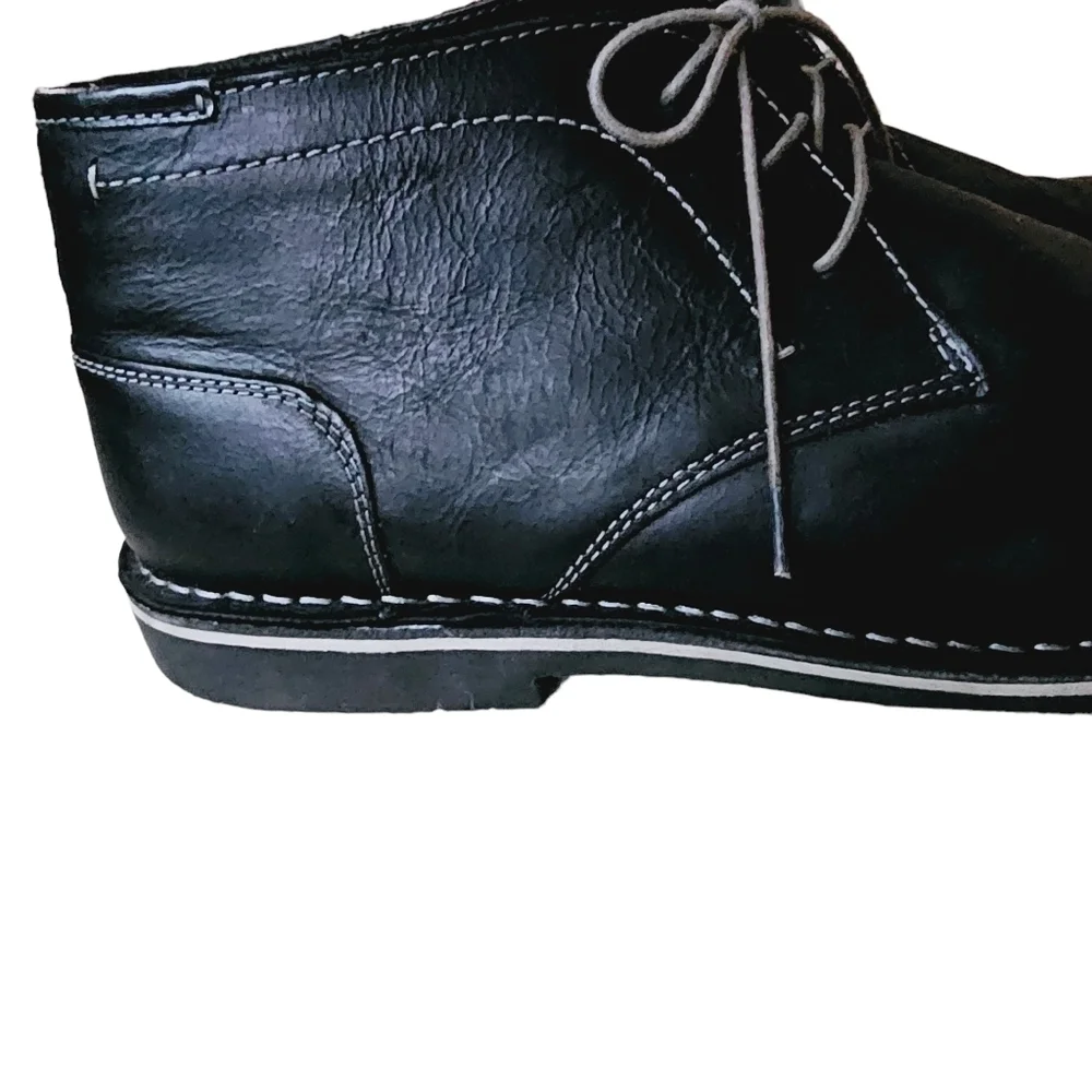 Sharp Steve Madden Black Chucka Boots
